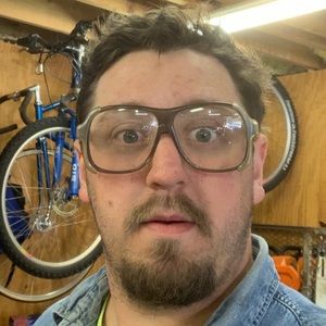 Meet your Posher, Justin